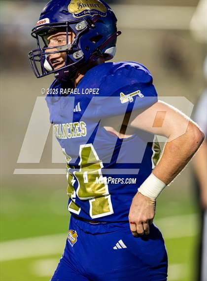 Thumbnail 1 in Shiner vs Mt. Enterprise (UIL 2A D2 Football Semifinals) photogallery.