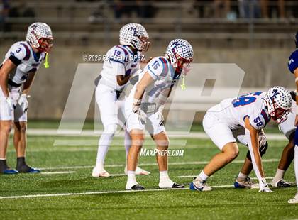 Thumbnail 3 in Shiner vs Mt. Enterprise (UIL 2A D2 Football Semifinals) photogallery.