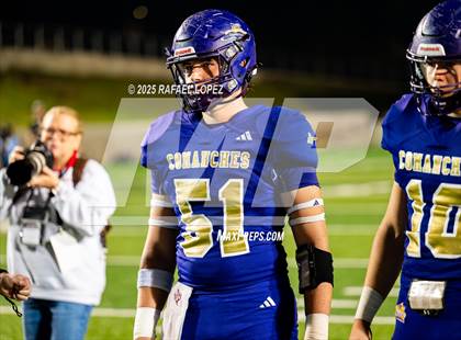 Thumbnail 3 in Shiner vs Mt. Enterprise (UIL 2A D2 Football Semifinals) photogallery.