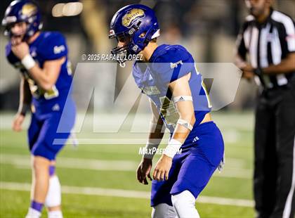 Thumbnail 2 in Shiner vs Mt. Enterprise (UIL 2A D2 Football Semifinals) photogallery.