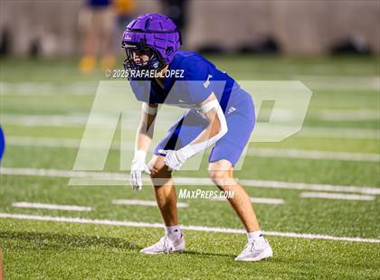 Thumbnail 3 in Shiner vs Mt. Enterprise (UIL 2A D2 Football Semifinals) photogallery.
