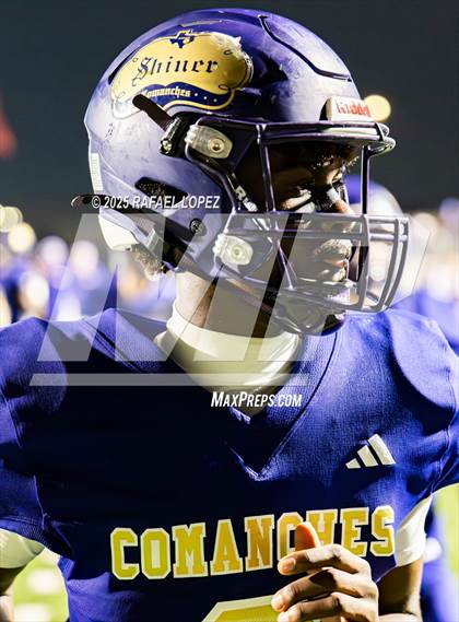 Thumbnail 2 in Shiner vs Mt. Enterprise (UIL 2A D2 Football Semifinals) photogallery.