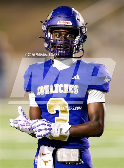 Thumbnail 1 in Shiner vs Mt. Enterprise (UIL 2A D2 Football Semifinals) photogallery.