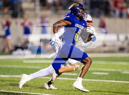 Thumbnail 2 in Shiner vs Mt. Enterprise (UIL 2A D2 Football Semifinals) photogallery.