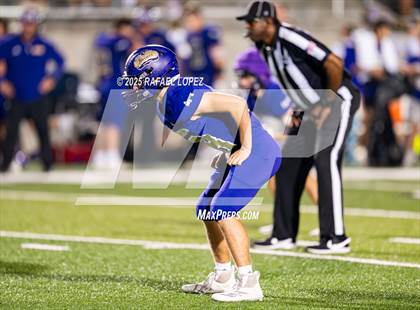 Thumbnail 3 in Shiner vs Mt. Enterprise (UIL 2A D2 Football Semifinals) photogallery.
