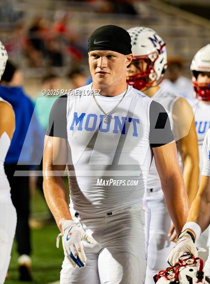 Thumbnail 3 in Shiner vs Mt. Enterprise (UIL 2A D2 Football Semifinals) photogallery.