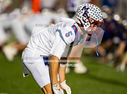 Thumbnail 1 in Shiner vs Mt. Enterprise (UIL 2A D2 Football Semifinals) photogallery.