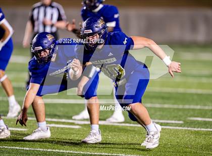 Thumbnail 3 in Shiner vs Mt. Enterprise (UIL 2A D2 Football Semifinals) photogallery.