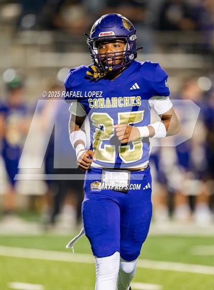 Thumbnail 2 in Shiner vs Mt. Enterprise (UIL 2A D2 Football Semifinals) photogallery.