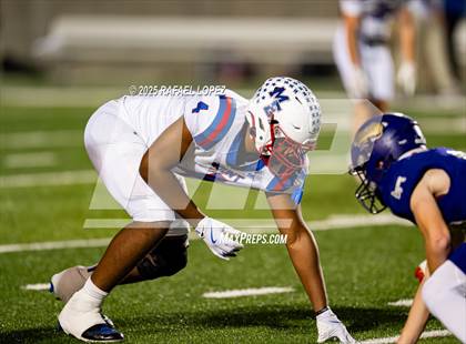 Thumbnail 2 in Shiner vs Mt. Enterprise (UIL 2A D2 Football Semifinals) photogallery.