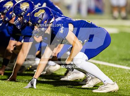 Thumbnail 2 in Shiner vs Mt. Enterprise (UIL 2A D2 Football Semifinals) photogallery.