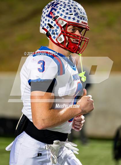 Thumbnail 1 in Shiner vs Mt. Enterprise (UIL 2A D2 Football Semifinals) photogallery.