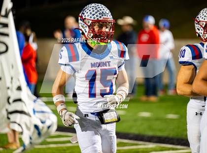 Thumbnail 3 in Shiner vs Mt. Enterprise (UIL 2A D2 Football Semifinals) photogallery.