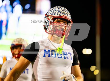 Thumbnail 2 in Shiner vs Mt. Enterprise (UIL 2A D2 Football Semifinals) photogallery.