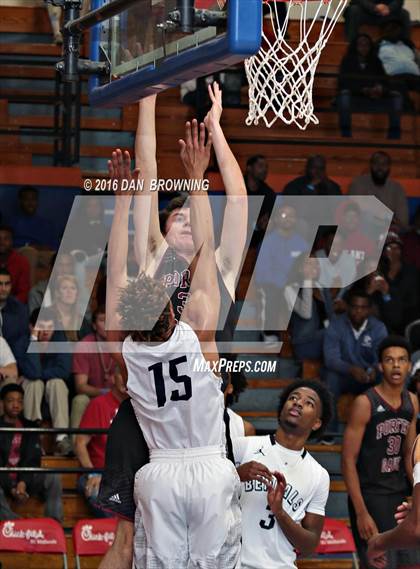 Thumbnail 1 in Porter-Gaud vs. Blythewood  (Chick-Fil-A Classic) photogallery.