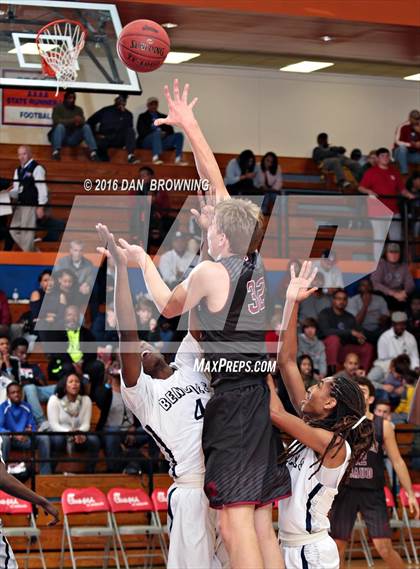 Thumbnail 2 in Porter-Gaud vs. Blythewood  (Chick-Fil-A Classic) photogallery.