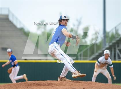Thumbnail 1 in Vandebilt @ South Terrebonne photogallery.
