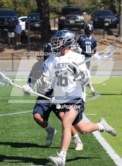 Thumbnail 2 in Marin Catholic vs. Vista del Lago photogallery.