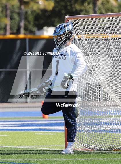 Thumbnail 3 in Marin Catholic vs. Vista del Lago photogallery.