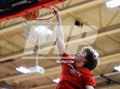 Thumbnail 2 in JV: O'Connor @ Liberty photogallery.