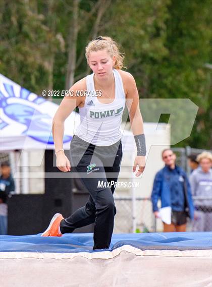 Thumbnail 2 in UC Track Classic (Pole Vault) photogallery.