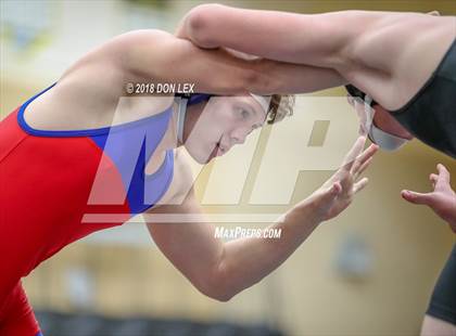 Thumbnail 1 in CIF Sac-Joaquin Section Division I-A Meet photogallery.