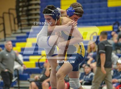 Thumbnail 1 in CIF Sac-Joaquin Section Division I-A Meet photogallery.