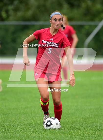 Thumbnail 3 in Guilford @ Sacred Heart Academy photogallery.
