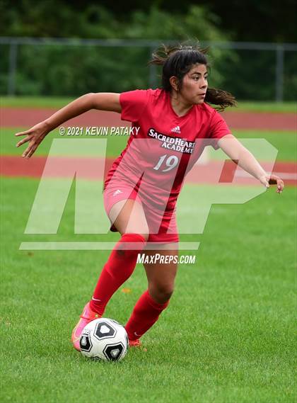 Thumbnail 3 in Guilford @ Sacred Heart Academy photogallery.