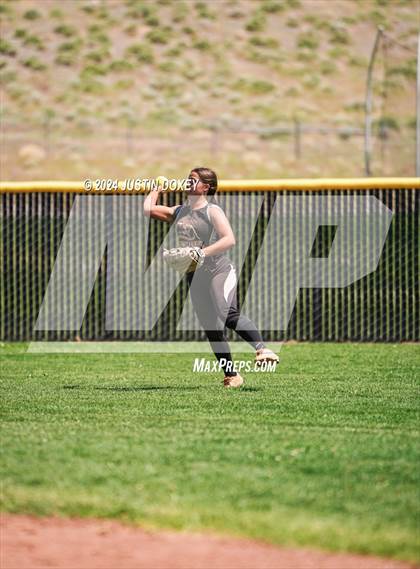 Thumbnail 2 in Round Mountain vs. Carlin (NIAA Class 1A State Playoff Game 4) photogallery.