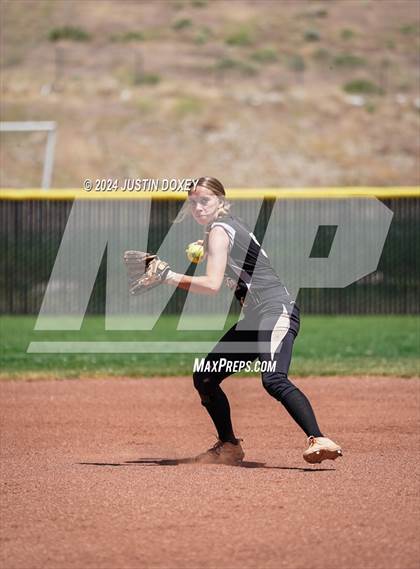 Thumbnail 2 in Round Mountain vs. Carlin (NIAA Class 1A State Playoff Game 4) photogallery.