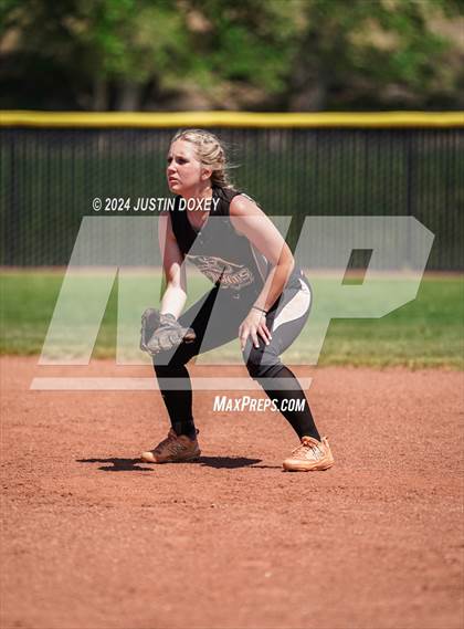 Thumbnail 3 in Round Mountain vs. Carlin (NIAA Class 1A State Playoff Game 4) photogallery.