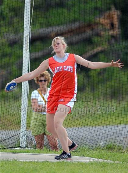 Thumbnail 2 in IHSA Girls Class 1A Sectional  photogallery.