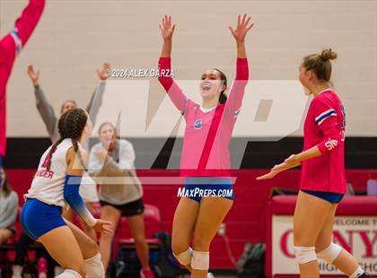 Thumbnail 3 in Round Rock @ Leander photogallery.