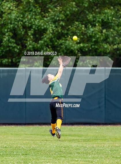 Thumbnail 2 in North Reading vs. Whittier RVT (MIAA Division 2 North Semifinal) photogallery.