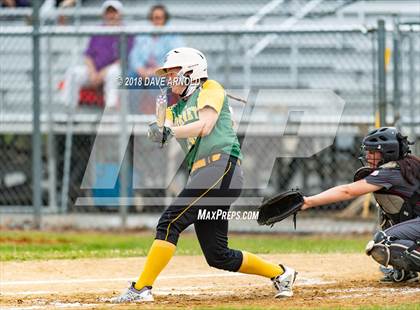 Thumbnail 2 in North Reading vs. Whittier RVT (MIAA Division 2 North Semifinal) photogallery.