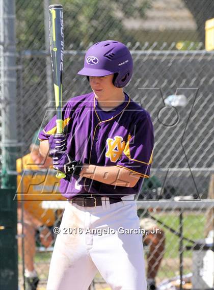 Thumbnail 2 in Amador Valley vs Freedom photogallery.