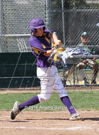Thumbnail 2 in Amador Valley vs Freedom photogallery.