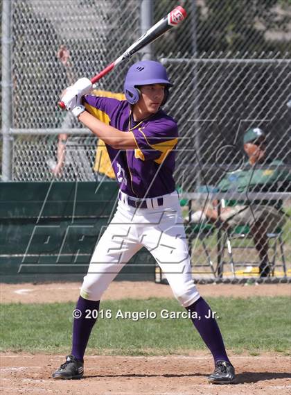 Thumbnail 2 in Amador Valley vs Freedom photogallery.