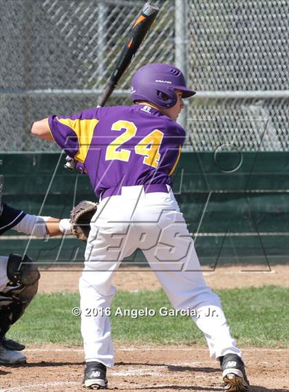 Thumbnail 2 in Amador Valley vs Freedom photogallery.