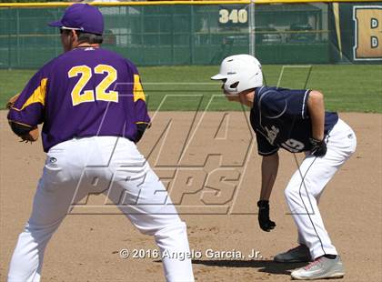 Thumbnail 2 in Amador Valley vs Freedom photogallery.