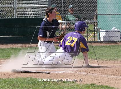 Thumbnail 2 in Amador Valley vs Freedom photogallery.