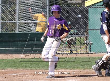 Thumbnail 3 in Amador Valley vs Freedom photogallery.