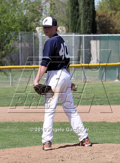 Thumbnail 2 in Amador Valley vs Freedom photogallery.