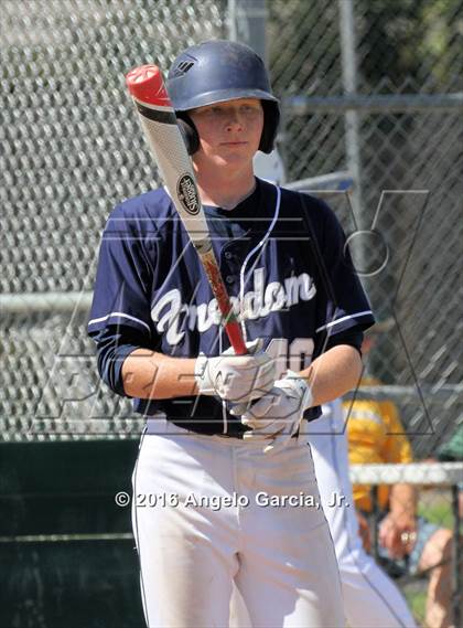 Thumbnail 2 in Amador Valley vs Freedom photogallery.