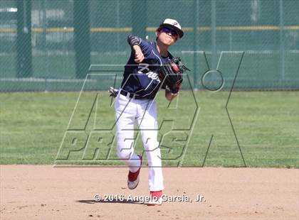 Thumbnail 2 in Amador Valley vs Freedom photogallery.