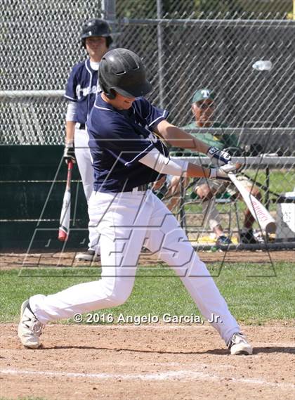 Thumbnail 2 in Amador Valley vs Freedom photogallery.