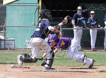 Thumbnail 2 in Amador Valley vs Freedom photogallery.