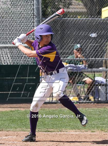 Thumbnail 3 in Amador Valley vs Freedom photogallery.