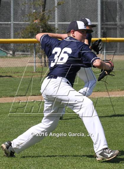 Thumbnail 1 in Amador Valley vs Freedom photogallery.